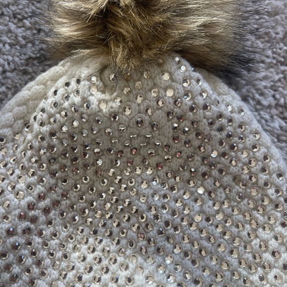 Winter beanie - Picture 3 of 3